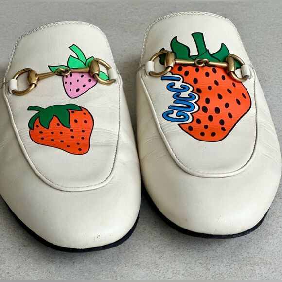 Gucci Princetown Leather Off White Strawberry Slip on Horsebit Flat Mules Sz 38 - Picture 3 of 12